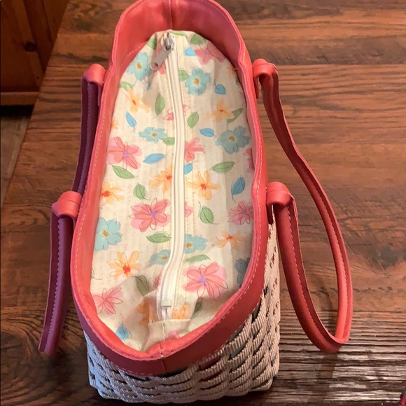 Longaberger Woven To Go Tote - Picture 2 of 12